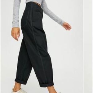 Wilfred, Day Off Pants